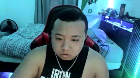 buffsexyman24 online show from February 24, 2025, 11:52 pm