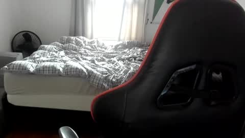 buffsexyman24 online show from March 1, 2025, 3:27 pm