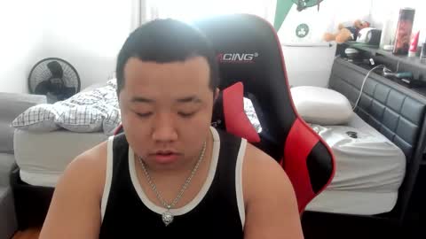 buffsexyman24 online show from March 9, 2025, 6:32 pm