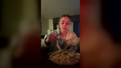 Snapshot of buggggy5 chatting on March 24, 2026, 10:42 am buggggy5 online show from March 24, 2026, 10:42 am