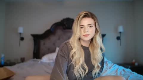 buitifulblonde online show from May 18, 2026, 9:09 pm