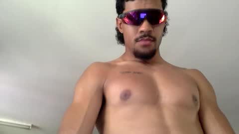 Snapshot of bulaboy27 chatting on January 6, 2025, 4:47 am meaty man online show from January 6, 2025, 4:47 am