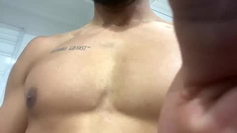 Snapshot of bulaboy27 chatting on January 16, 2025, 6:14 am meaty man online show from January 16, 2025, 6:14 am