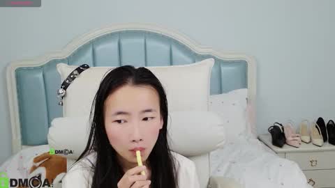 Sandy----xx online show from November 29, 2025, 3:15 pm