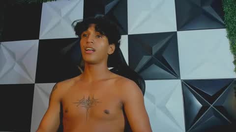 bull_cam online show from September 26, 2025, 8:35 pm