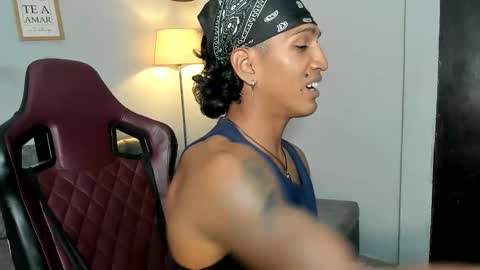 Snapshot of bull_cam chatting on February 15, 2026, 3:58 am bull_cam online show from February 15, 2026, 3:58 am