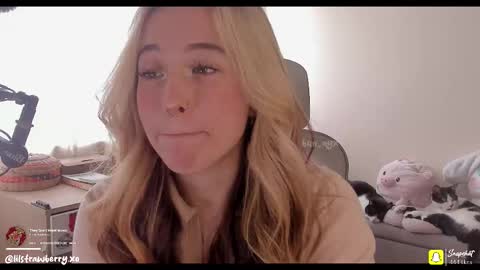 Snapshot of bun_nyx chatting on February 3, 2026, 5:40 pm online show from February 3, 2026, 5:40 pm