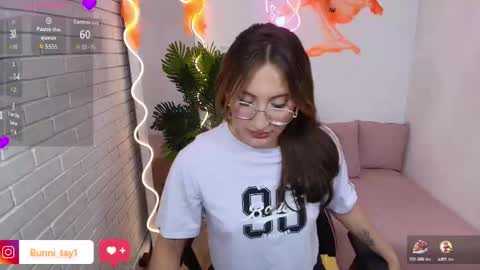 Bunni  online show from October 11, 2025, 11:31 am