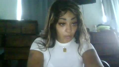 bunniebai online show from June 29, 2026, 1:44 pm