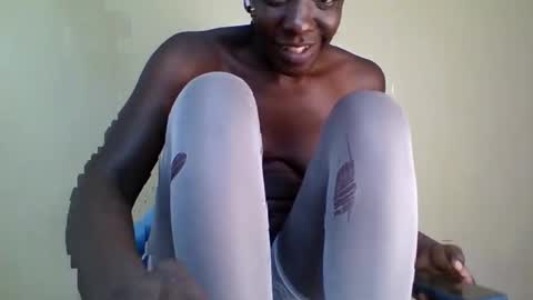 Snapshot of bunny_bliss2 chatting on January 11, 2026, 2:55 pm bunny_bliss2 online show from January 11, 2026, 2:55 pm