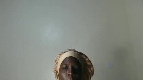 Bunny Bliss online show from November 1, 2025, 2:57 am