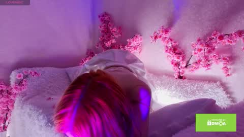 Snapshot of bunny_gaze chatting on February 5, 2026, 2:33 pm Kira online show from February 5, 2026, 2:33 pm