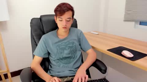 bunny online show from December 4, 2025, 1:20 pm