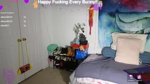 Snapshot of bunnycheekz chatting on February 6, 2025, 11:48 pm Tokki bunny online show from February 6, 2025, 11:48 pm