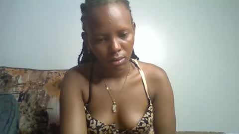 bunnydiva_ online show from April 29, 2026, 1:43 am