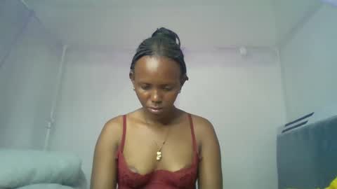 bunnydiva_ online show from May 16, 2026, 12:04 pm