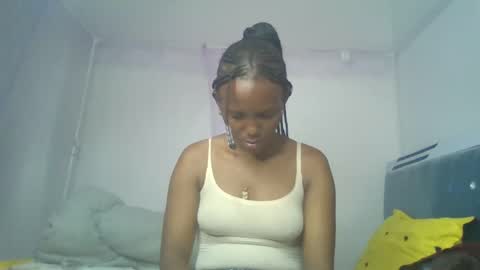 bunnydiva_ online show from May 17, 2026, 5:31 pm