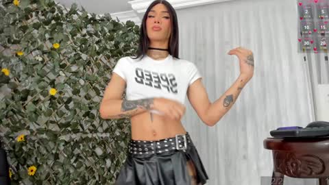 Angela Santini online show from December 28, 2024, 5:44 am