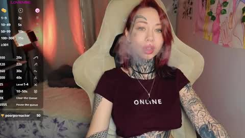 bunnykelly online show from June 1, 2026, 6:04 am