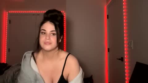 Cassie online show from December 18, 2025, 8:09 am