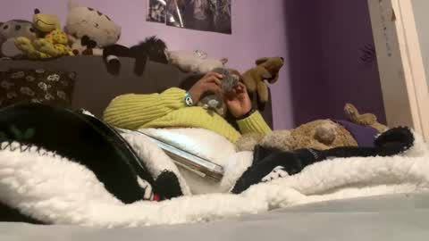 Bunnygirl Onyx online show from December 30, 2024, 7:15 am