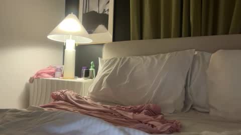 Snapshot of bunsbunnyprincess chatting on February 25, 2026, 7:07 am Buns Bunny Princess online show from February 25, 2026, 7:07 am