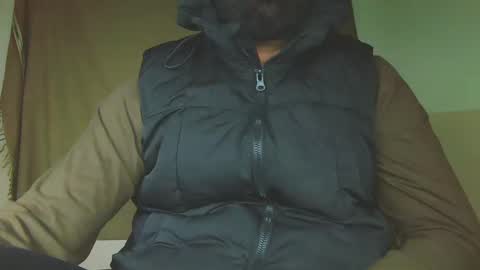 Snapshot of burlymonster chatting on December 13, 2024, 5:16 am Hairy Arabian online show from December 13, 2024, 5:16 am