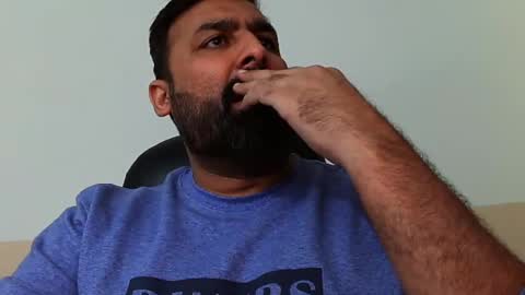 Snapshot of burlymonster chatting on January 27, 2025, 12:37 pm Hairy Arabian online show from January 27, 2025, 12:37 pm