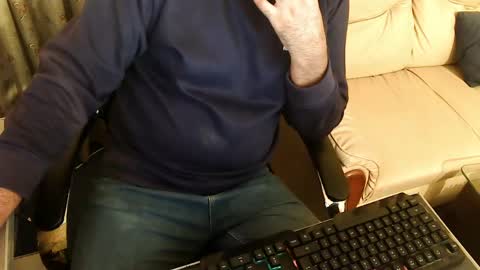 Hairy Arabian online show from April 4, 2026, 5:54 pm