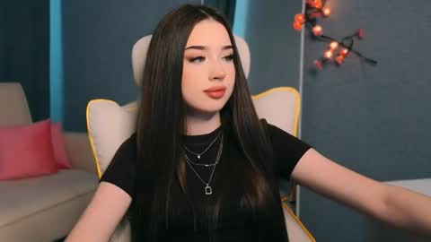 Amelia online show from May 25, 2026, 4:18 am