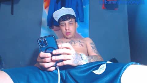 Snapshot of burningboyy chatting on February 19, 2026, 11:28 am independiente online show from February 19, 2026, 11:28 am