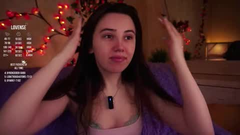 Jessica online show from November 18, 2025, 2:39 am