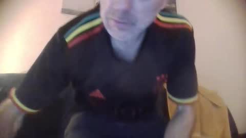 Snapshot of burnleyguy1977 chatting on December 16, 2024, 5:59 am burnleyguy1977 online show from December 16, 2024, 5:59 am