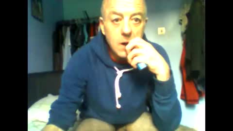 Snapshot of burnleyguy1977 chatting on February 17, 2026, 7:49 am burnleyguy1977 online show from February 17, 2026, 7:49 am