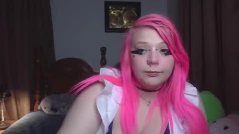 Snapshot of burnthemail chatting on January 26, 2025, 12:22 pm lilly online show from January 26, 2025, 12:22 pm