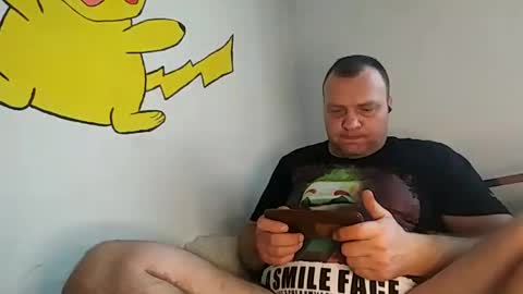 Snapshot of bury703709 chatting on December 29, 2024, 10:56 am Creazy dad online show from December 29, 2024, 10:56 am