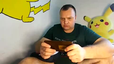 Snapshot of bury703709 chatting on January 2, 2025, 9:43 am Creazy dad online show from January 2, 2025, 9:43 am