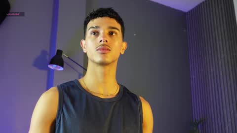 Snapshot of busterspinter chatting on September 9, 2025, 12:26 pm Buster independent model online show from September 9, 2025, 12:26 pm