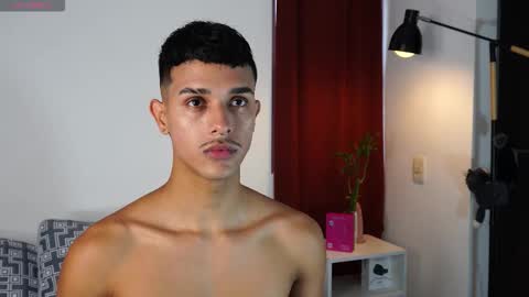 Snapshot of busterspinter chatting on March 3, 2026, 10:37 pm Buster independent model online show from March 3, 2026, 10:37 pm