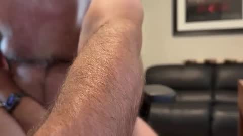 Snapshot of bustinout99 chatting on October 5, 2025, 5:22 pm afternoon wood online show from October 5, 2025, 5:22 pm