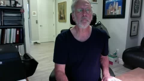 Snapshot of bustinout99 chatting on January 15, 2026, 1:59 pm afternoon wood online show from January 15, 2026, 1:59 pm