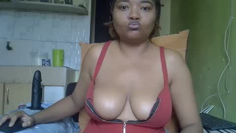 busty kenzi online show from September 11, 2025, 11:10 am