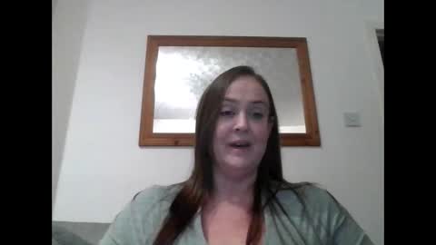 Snapshot of bustysuzy chatting on December 17, 2024, 5:04 pm BustySuzy online show from December 17, 2024, 5:04 pm