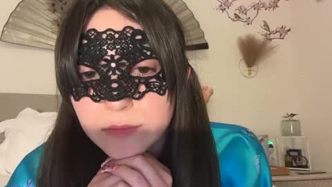 Snapshot of busy_bee69 chatting on February 7, 2026, 6:17 am busy_bee69 online show from February 7, 2026, 6:17 am