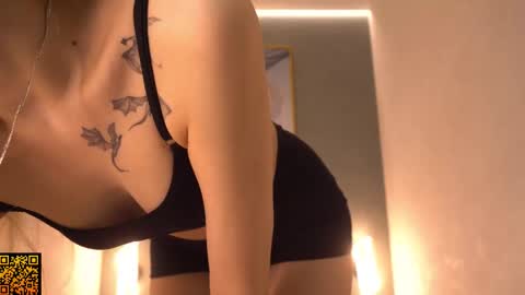 butteflai online show from December 5, 2025, 7:06 am