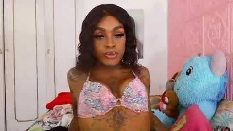 butterfly_blackx online show from July 13, 2026, 6:22 pm