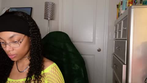 butterfly booty online show from April 24, 2026, 1:52 am