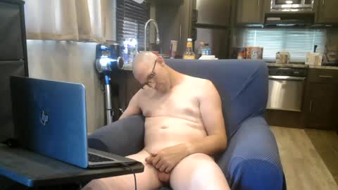buttnaked4u1 online show from July 11, 2026, 6:43 pm
