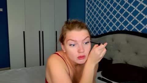 Snapshot of buusty_redhead chatting on May 7, 2026, 7:14 am buusty_redhead online show from May 7, 2026, 7:14 am