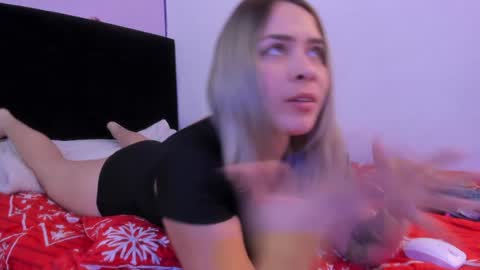     online show from December 14, 2024, 6:52 pm